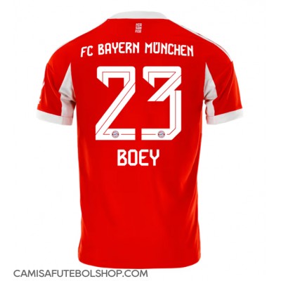 Camisa de time de futebol Bayern Munich Sacha Boey #23 Replicas 1º Equipamento 2025-26 Manga Curta Camisa de time de futebol Bayern Munich Sacha Boey #23 Replicas 1º Equipamento 2025-26 Manga Curta